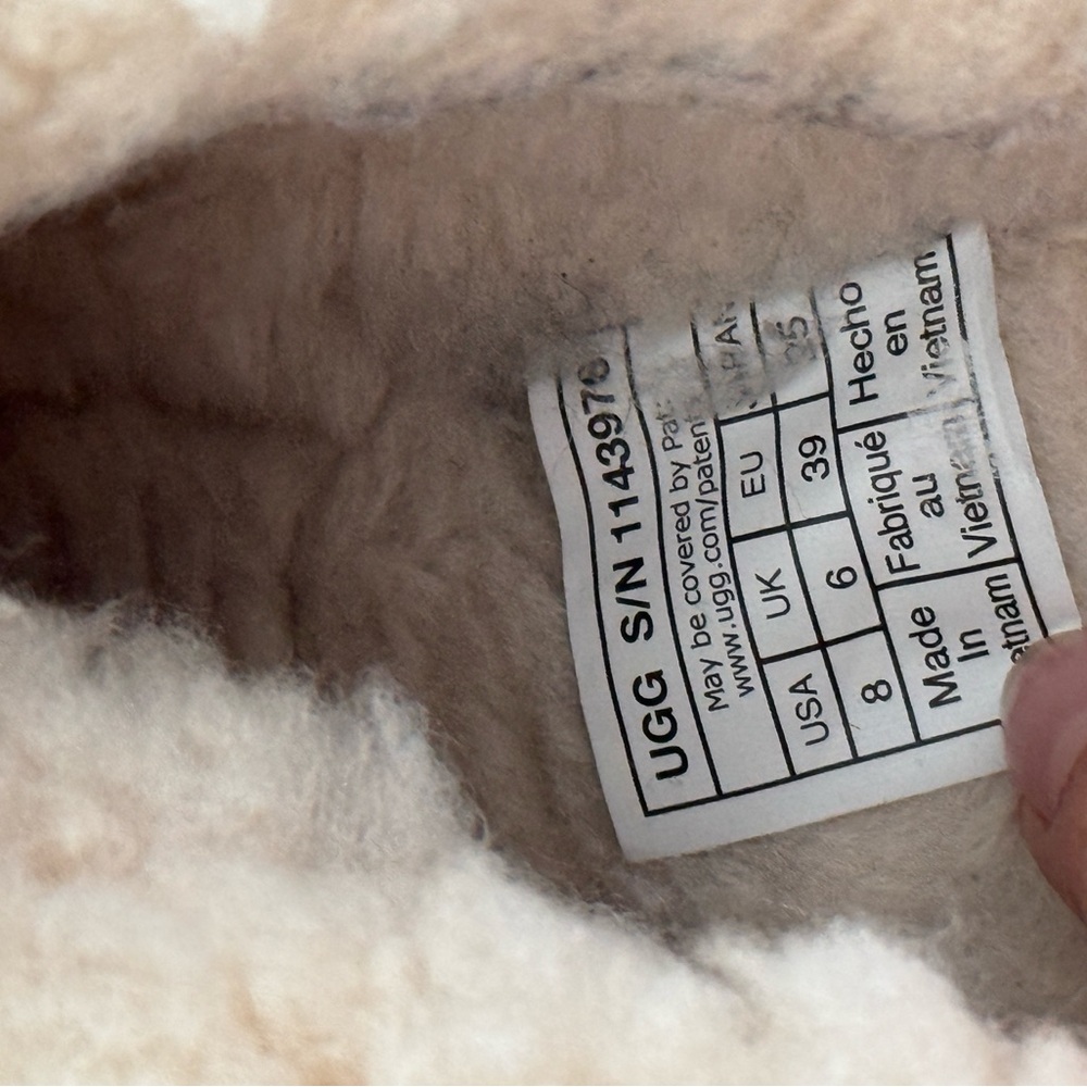 Ugg Taz’s Braid Natural Platform - image 4